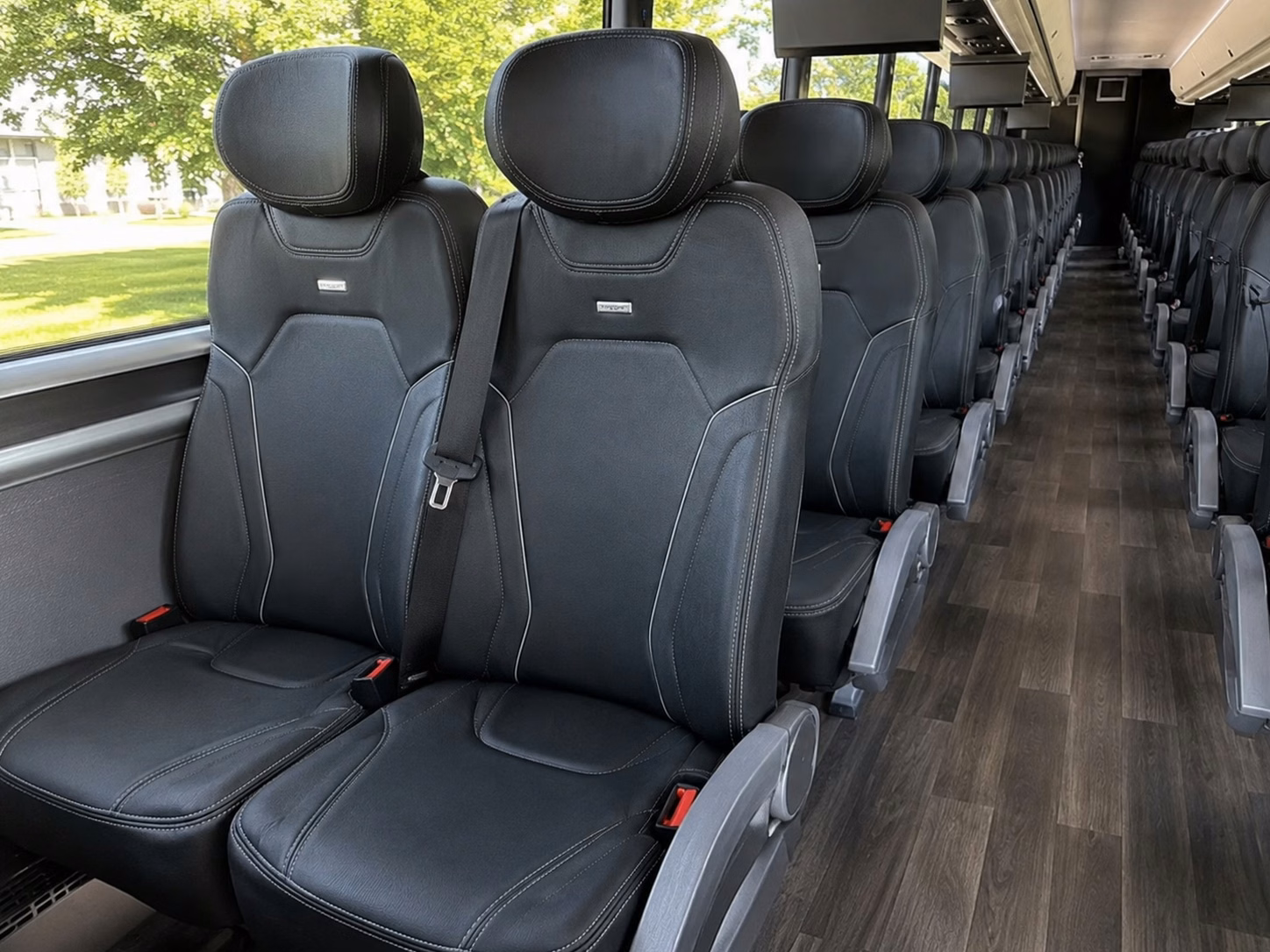 dod compliant charter bus rentals for kentucky national guard and reserve units