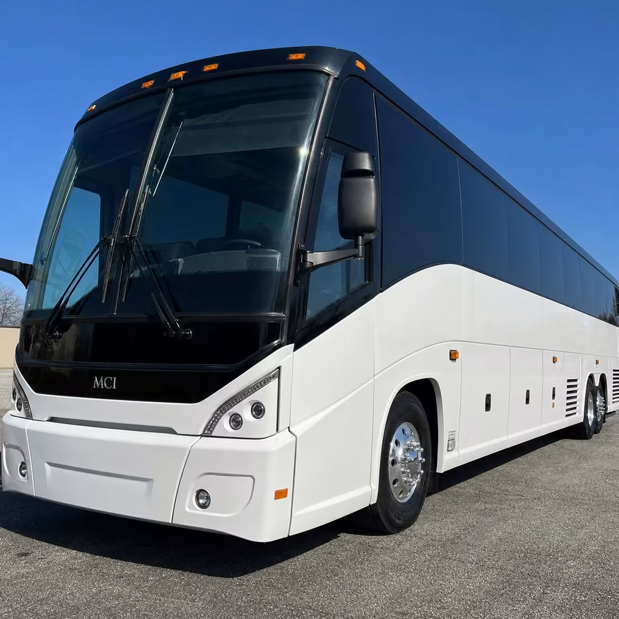 how the distance and duration of your trip affect lexington charter bus rates