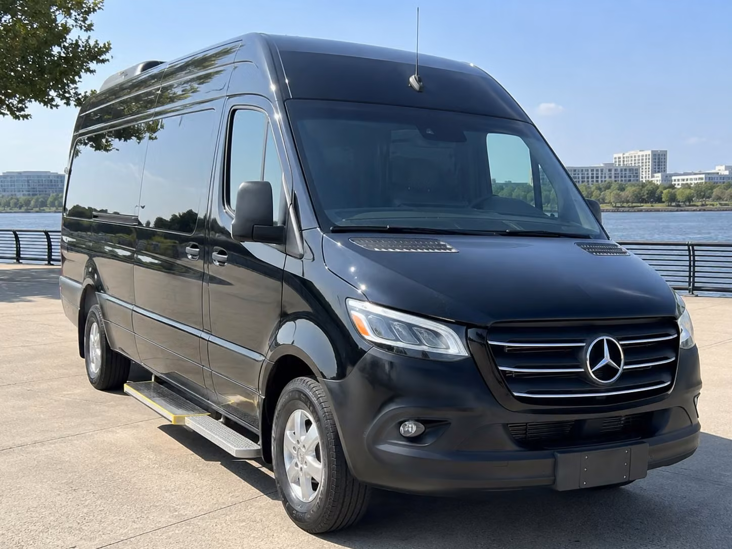 lexington airport transportation