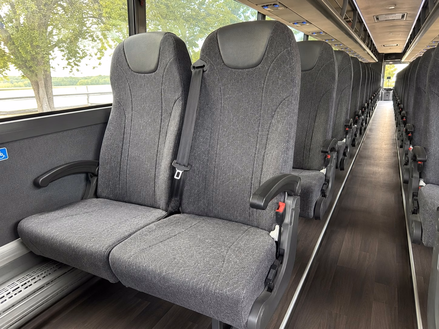 lexington charter bus